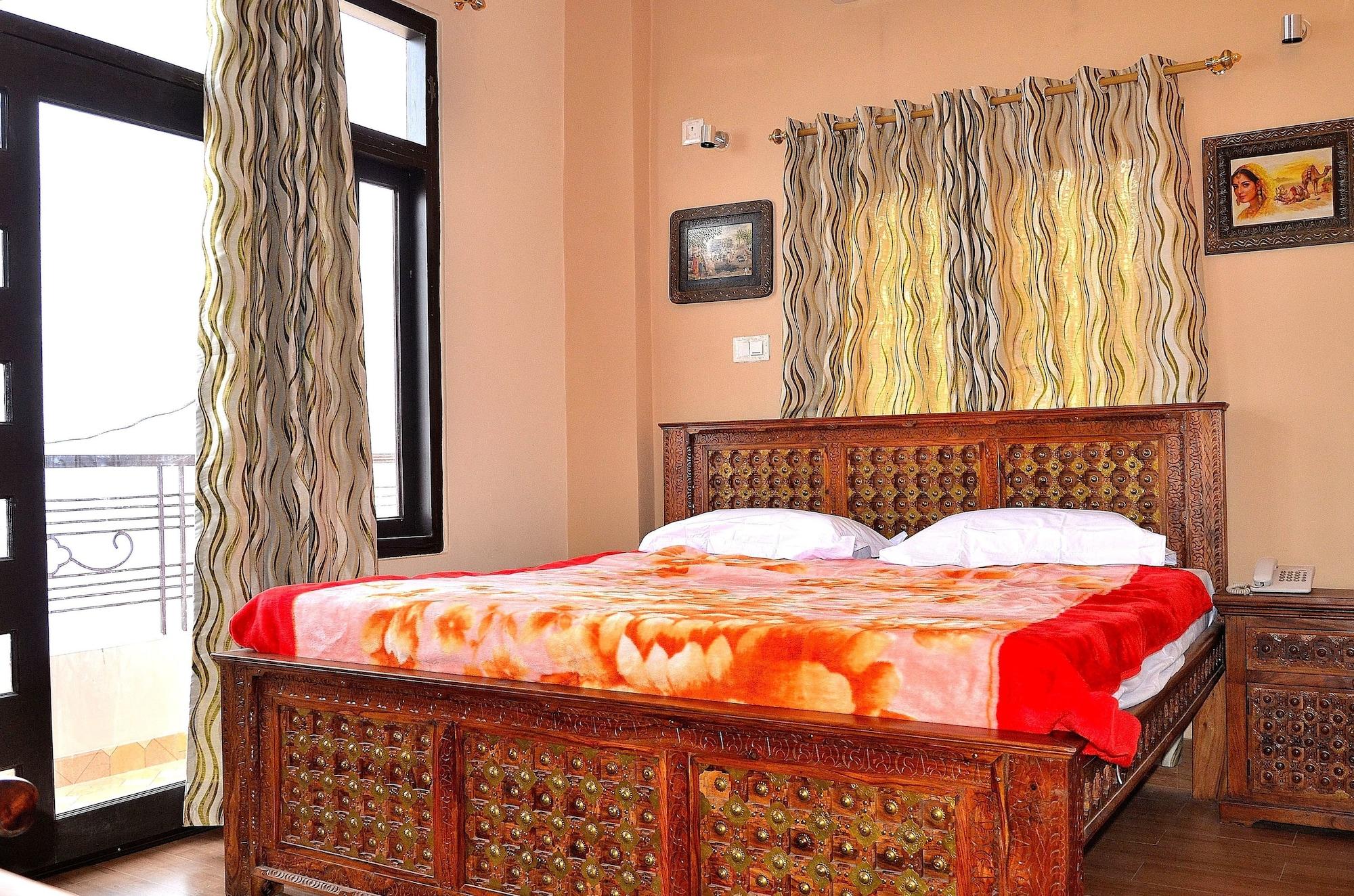 Ganga Monastery Bed & Breakfast Varanasi Exterior photo